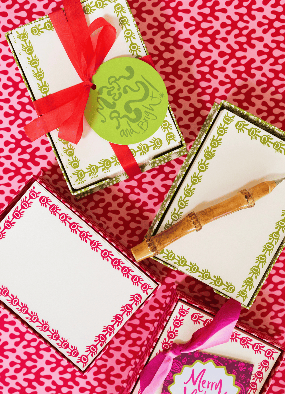 Notes + Retro Note Holder in Red