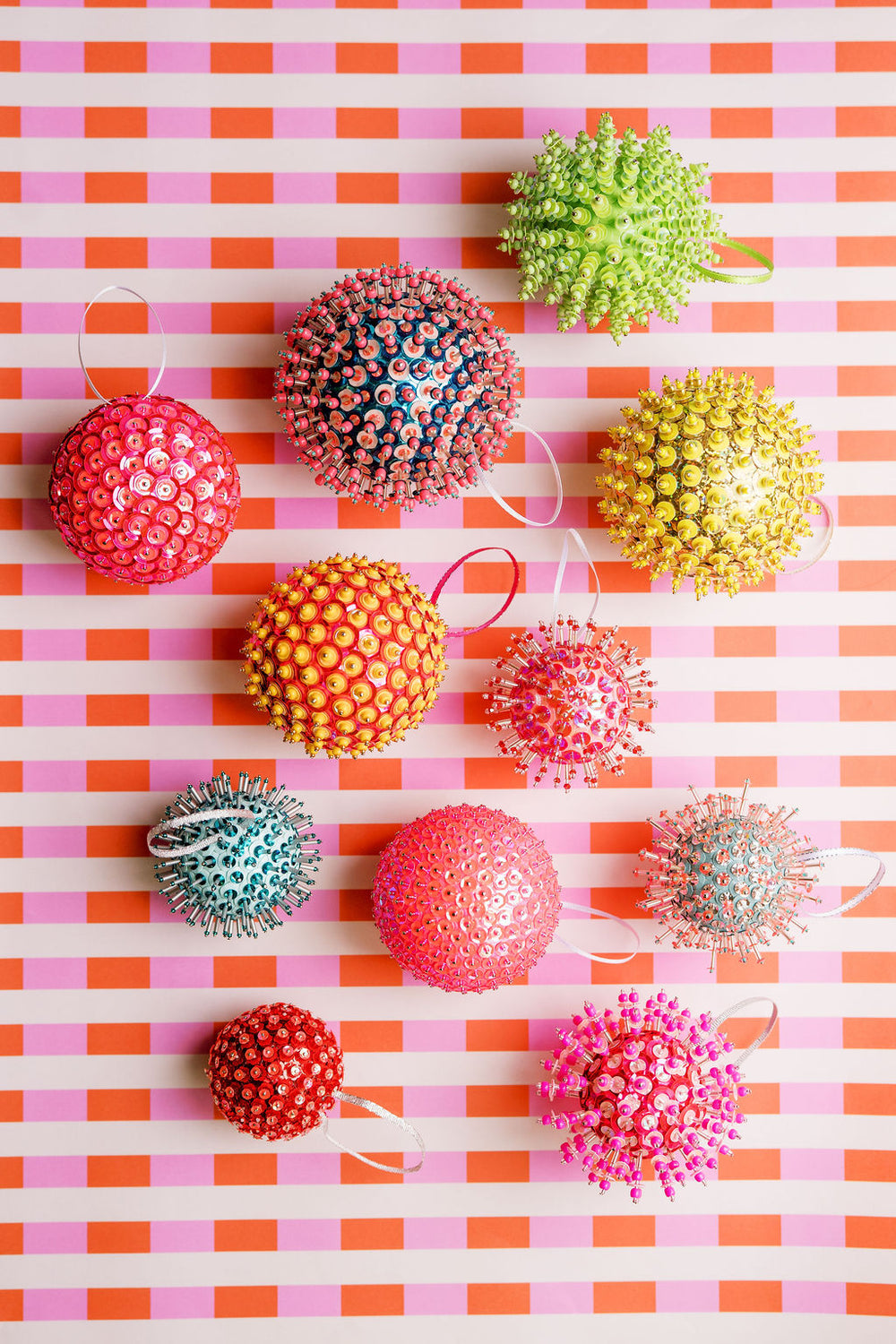 Sequin Bauble Ornament ~ Bulls Eye Pink