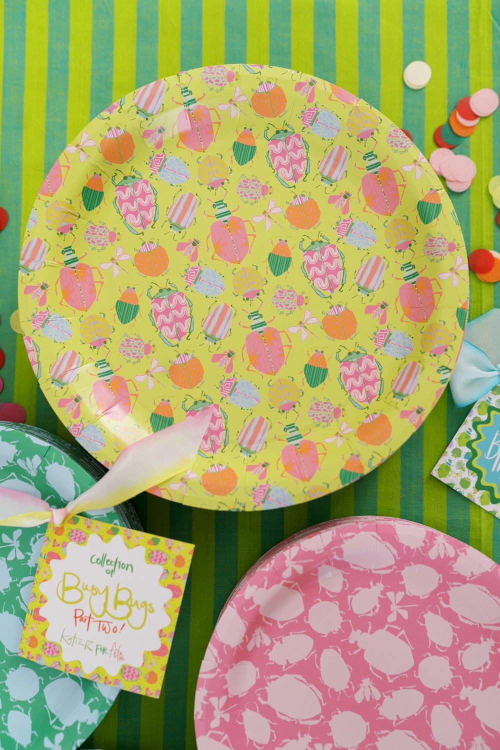 Busy Bugs Paper Plates 9" in Yellow