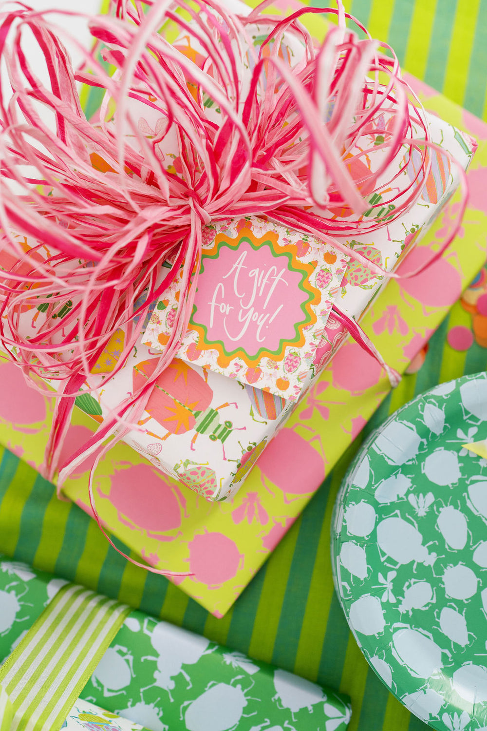 Busy Bugs Gift Wrapping in Pink